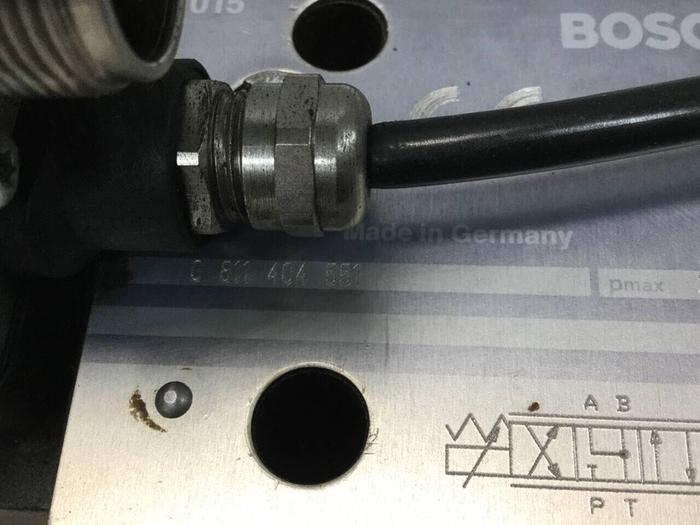 Used BOSCH SERVO Proportional Valve 0 811 404 551 USED