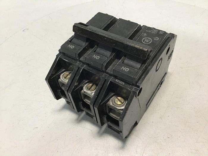 Used GENERAL ELECTRIC Breaker THQC330 #113580
