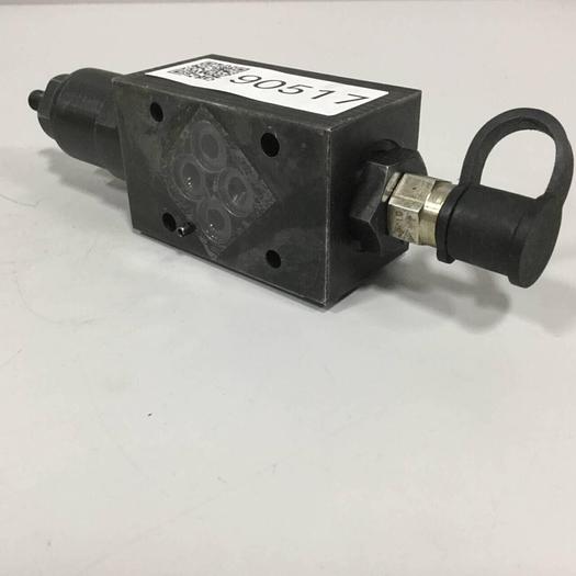 Used VICKERS Pressure Reducing Valve DGMX2-3-PP-CW-S-40 #90517