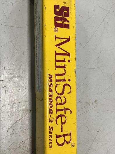 Used STI Light Curtain Receiver MS4320B-2 #139907