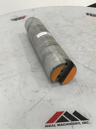 Used CINCINNATI MILACRON Toggle Pin VT165-13 / TL #117785