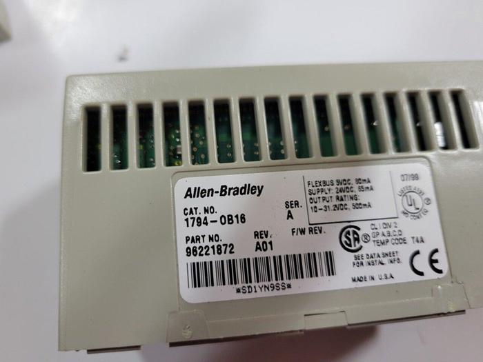 Used ALLEN BRADLEY I/O Module 1794-OB16 SER A #129368