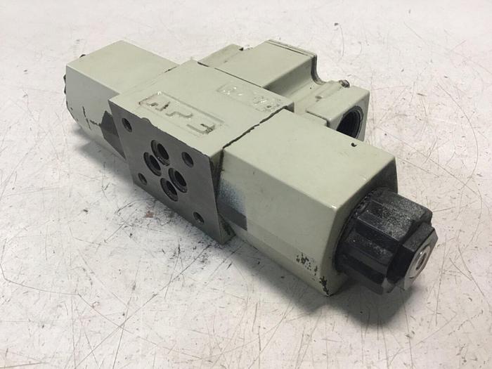 Used YUKEN Directional Valve DSG-01-3C2-D24-50 Used