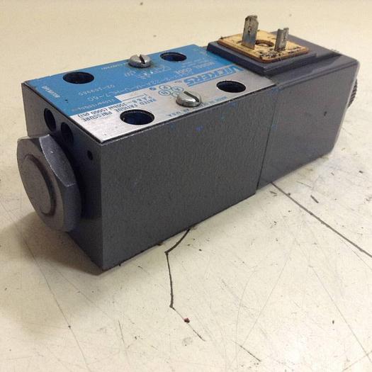 Used VICKERS Directional Hydraulic Valve DG4V322AMUHL760 Used