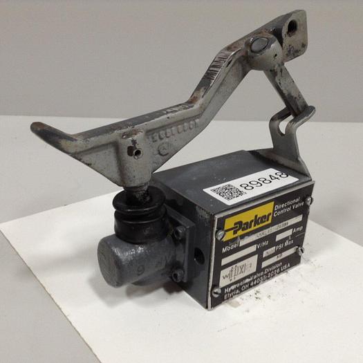 Used PARKER Directional Control Valve D3ML4B10X4384 #89848
