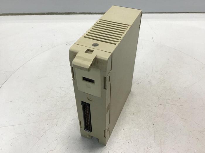 Used OMRON Output Module C200H-OC225 #122628