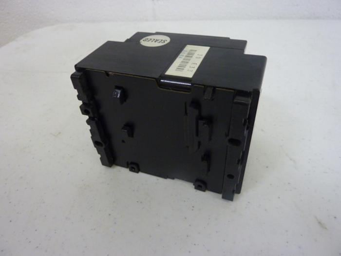 Used FUJI ELECTRIC 30 Amp Circuit Breaker EA33-30 #51661