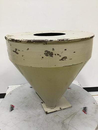 Used GENERIC Hopper 32X32HOP #132603