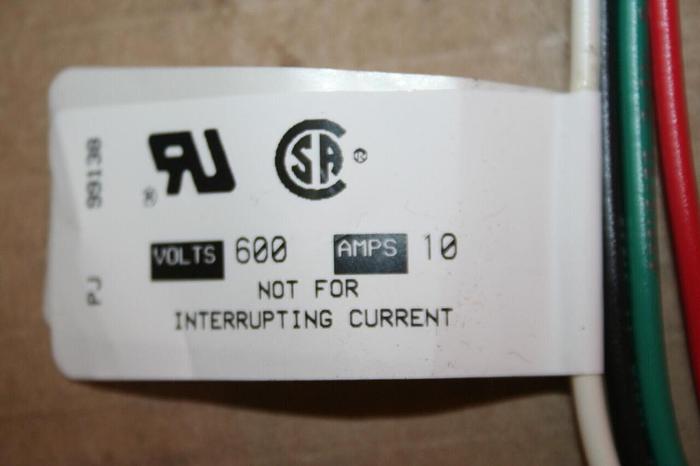 CROUSE HINDS Receptacle / Cable 5000110-10 New