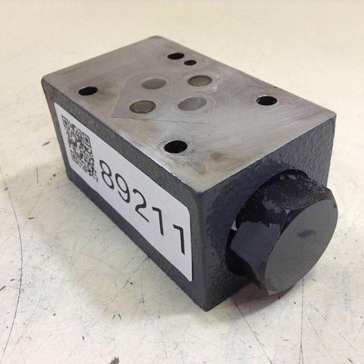 Used VICKERS Check Valve DGMDC 3 Y PK 41 #89211