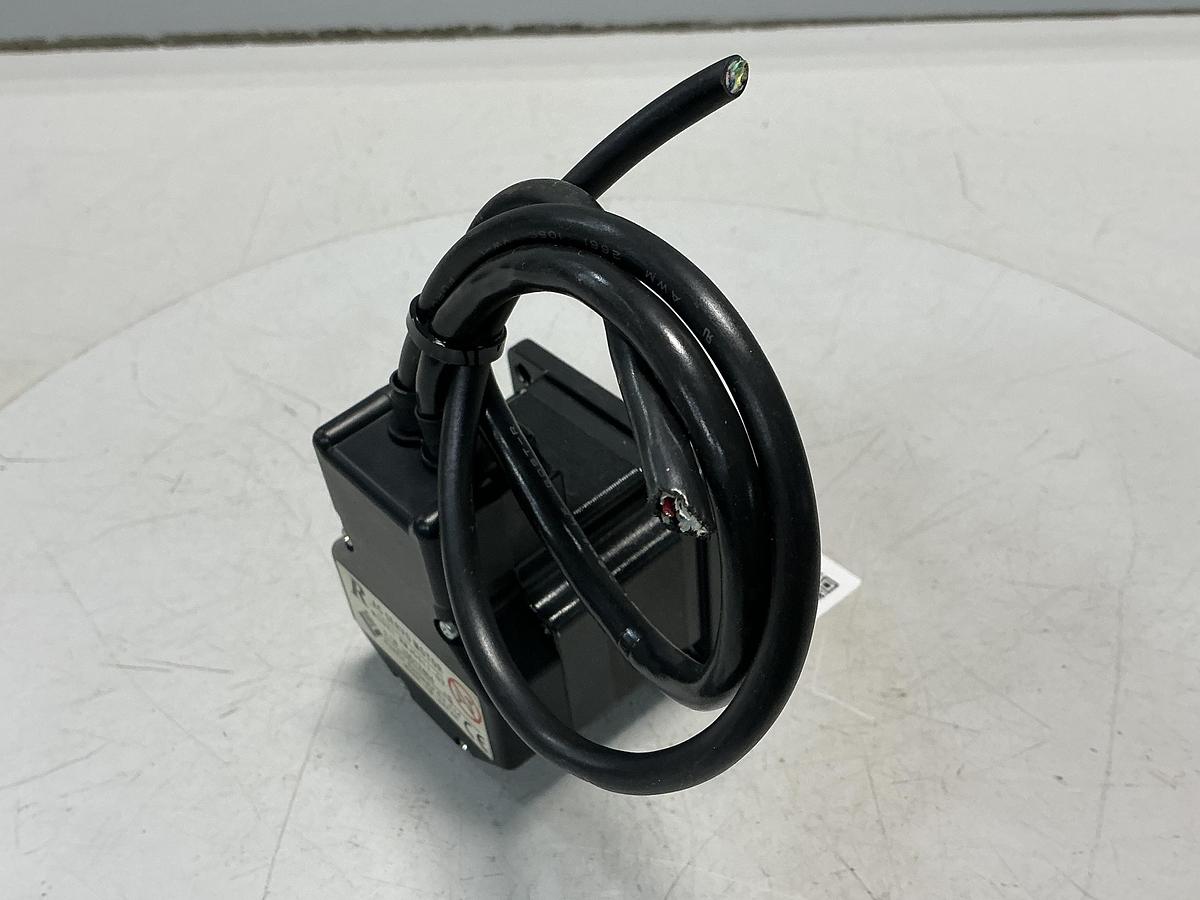 Used DYADIC RMJ0611-G2