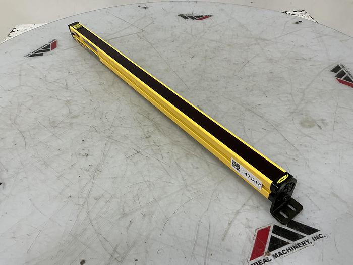 Used BANNER SLSE30-750Q8