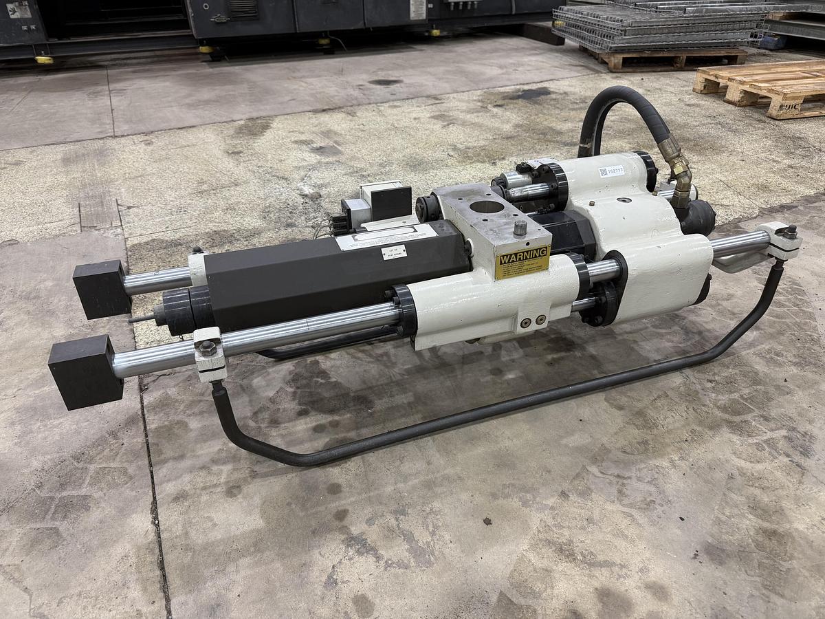 Used CINCINNATI MILACRON VSX 55-2.27 INJECTION UNIT