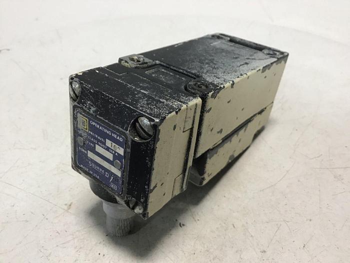 Used SQUARE D Limit Switch 9007-AEQ2699 Used