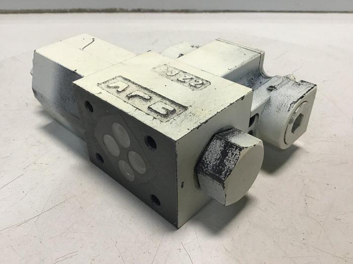 Used YUKEN Directional Valve DSG-01-2B2-D24-50331 #132116