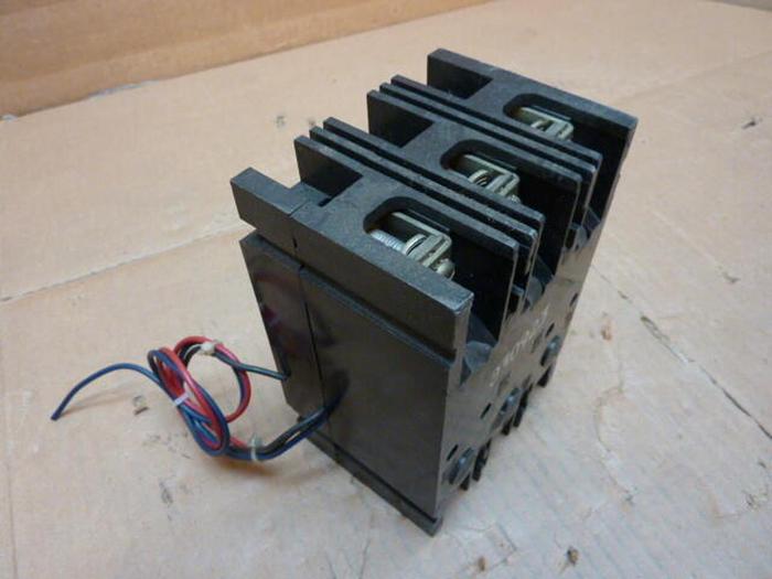 Used WESTINGHOUSE 100 Amp Circuit Breaker ...4975D71G44 (CAN'T READ) #28458
