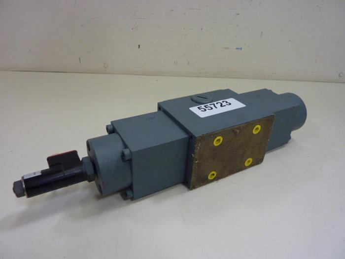 Used REXROTH Valve 4WRE10E11124Z4M #55723