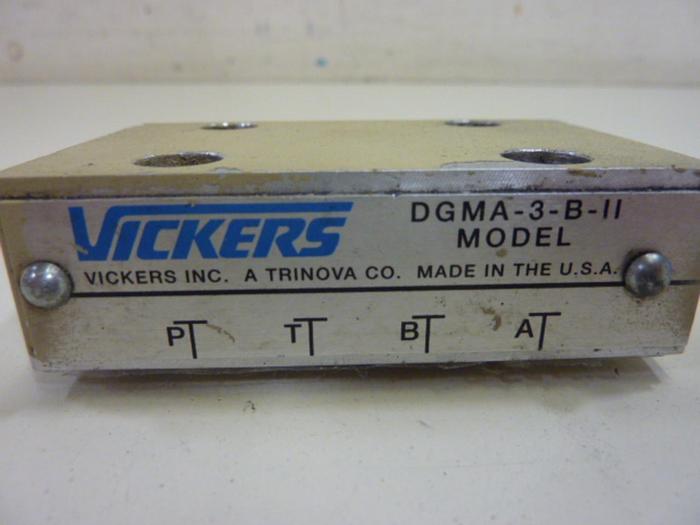 Used VICKERS Directional Control Valve DGMA3BII #90728