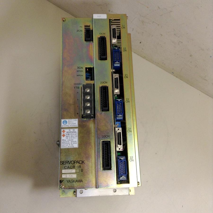 Used YASKAWA Servopack CACR-IR020202F Used