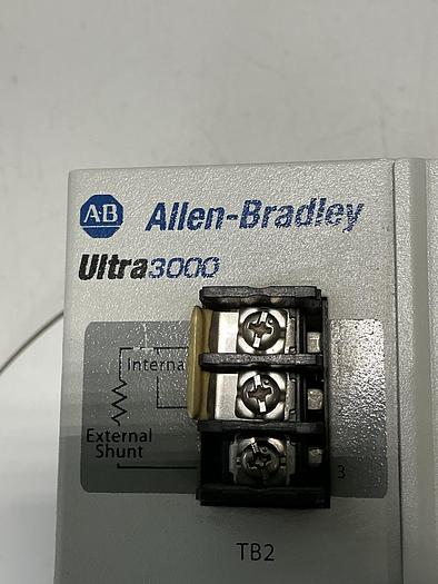 Used ALLEN BRADLEY 2098-DSD-030-SE