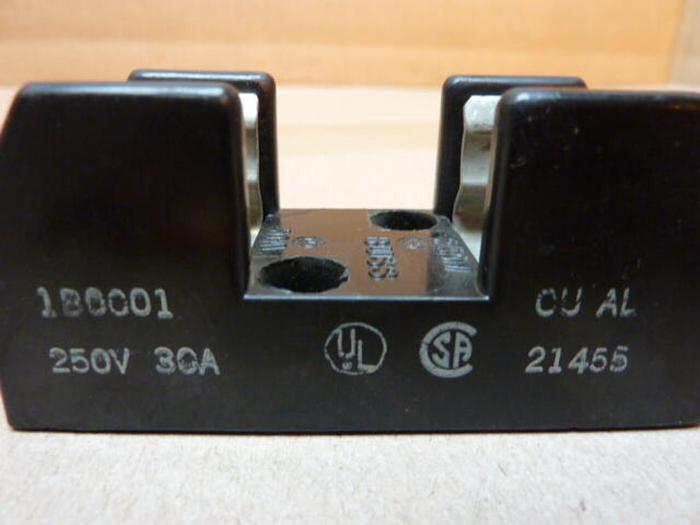 Used BUSSMANN 30 Amp Fuse Holder 1B0001 #30105