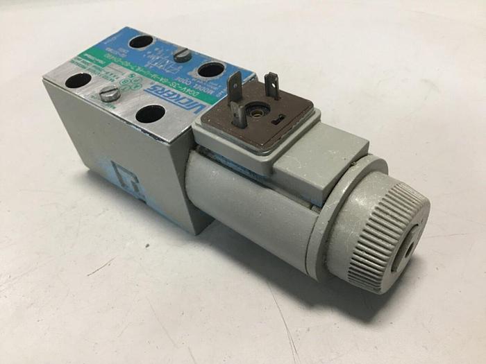 Used VICKERS Valve DG4V3S6AMUHL760EN490 #114956