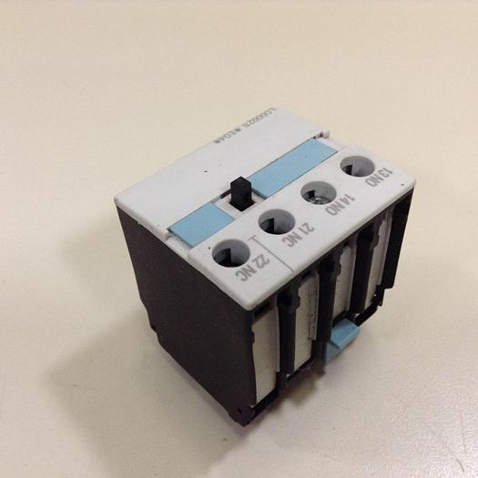 Used SIEMENS Contactor 3RH1 921-1LA11 #82750