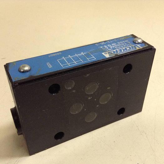 Used VICKERS Valve DGMA3T220S #88247 DNL SCRAPPED NP