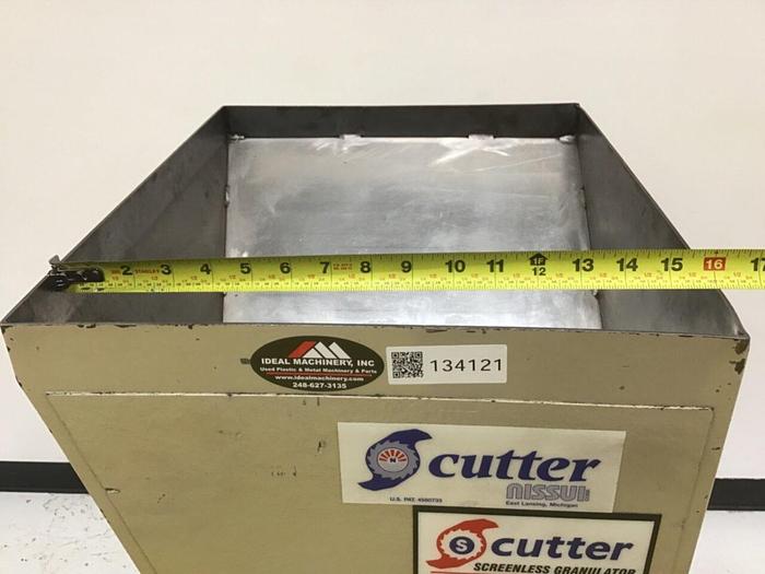 Used NISSUI 1 HP Screenless Grinder / Granulator FNSK-04D Used