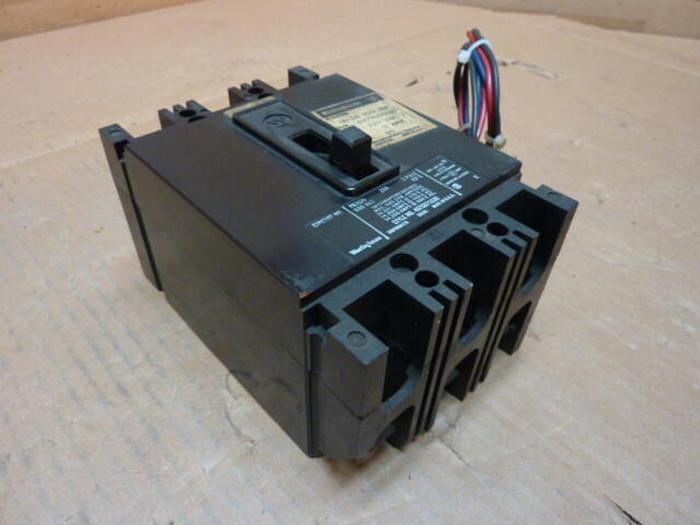 Used WESTINGHOUSE 20 Amp Circuit Breaker FB3020 #28441