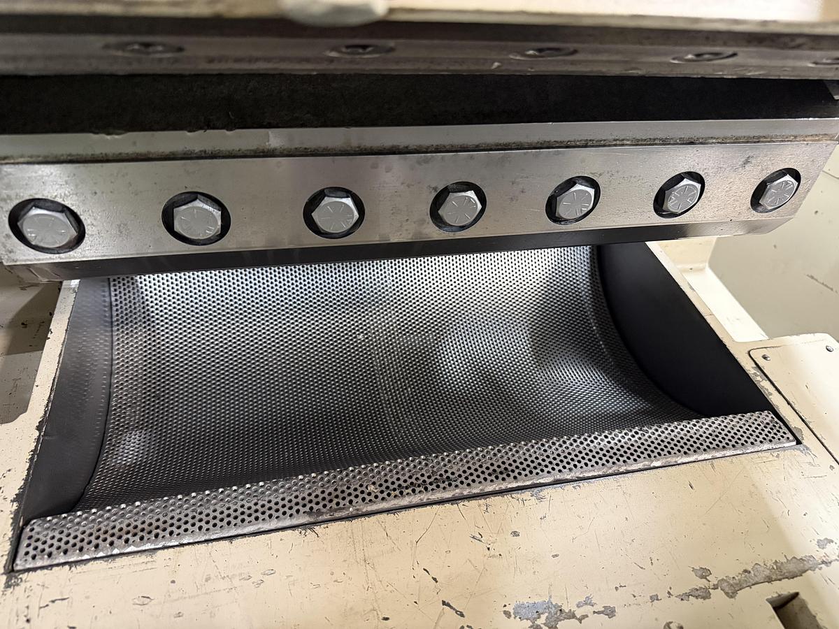 Used DNL / NOT CLEANED AEC NELMOR Grinder G1220P1