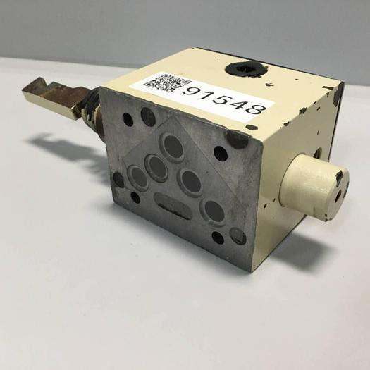 Used PARKER Directional Control Valve D3T1H21X4236 #91548