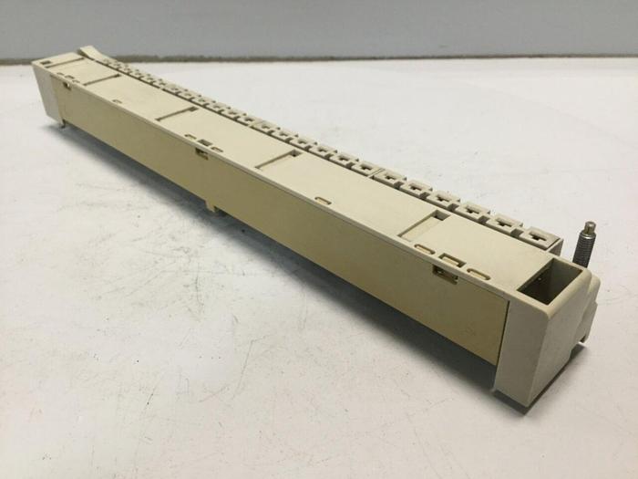 Used SIEMENS Terminal Strip 1NEZ8110200 #107422