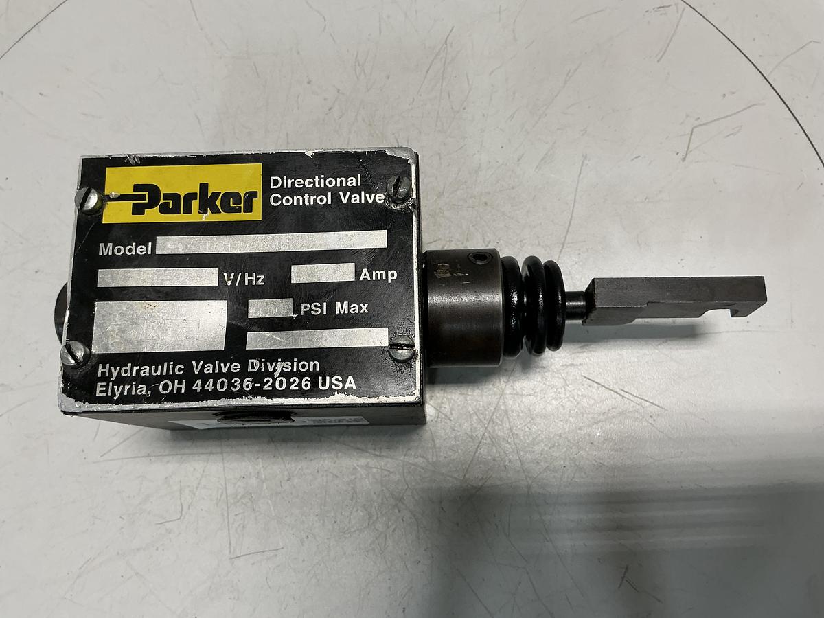 Used PARKER D3T1H21X4544 Valve Used #147080