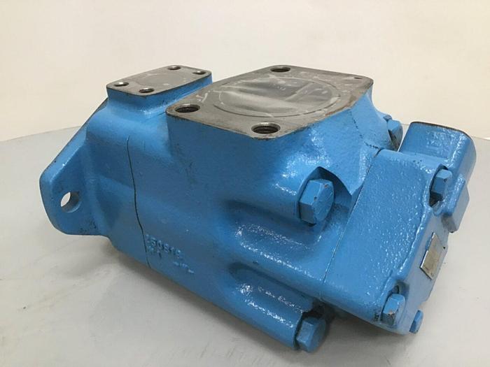 Used VICKERS Hydraulic Vane Pump 3520V25A8 USED