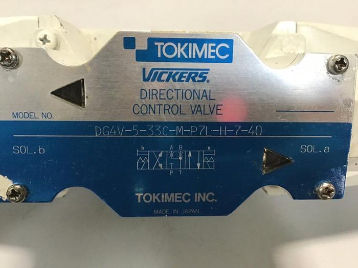 Used VICKERS Directional Valve DG4V-5-33C-M-P7L-H-7-40 USED