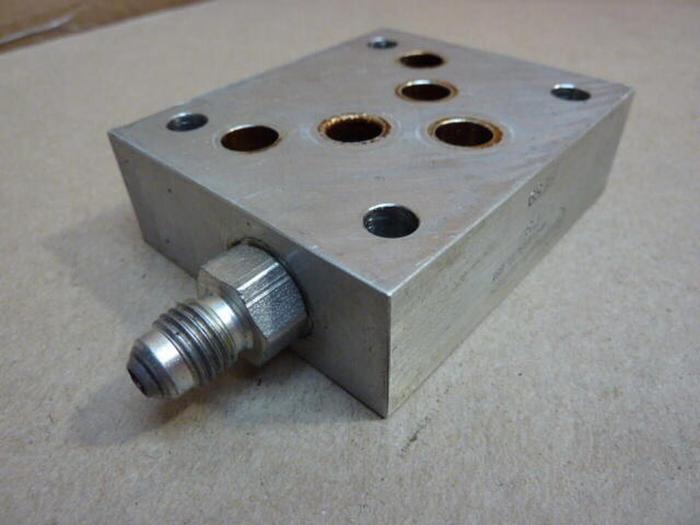 Used SUN HYDRAULICS Manifold ZPS 8ES9 #29663