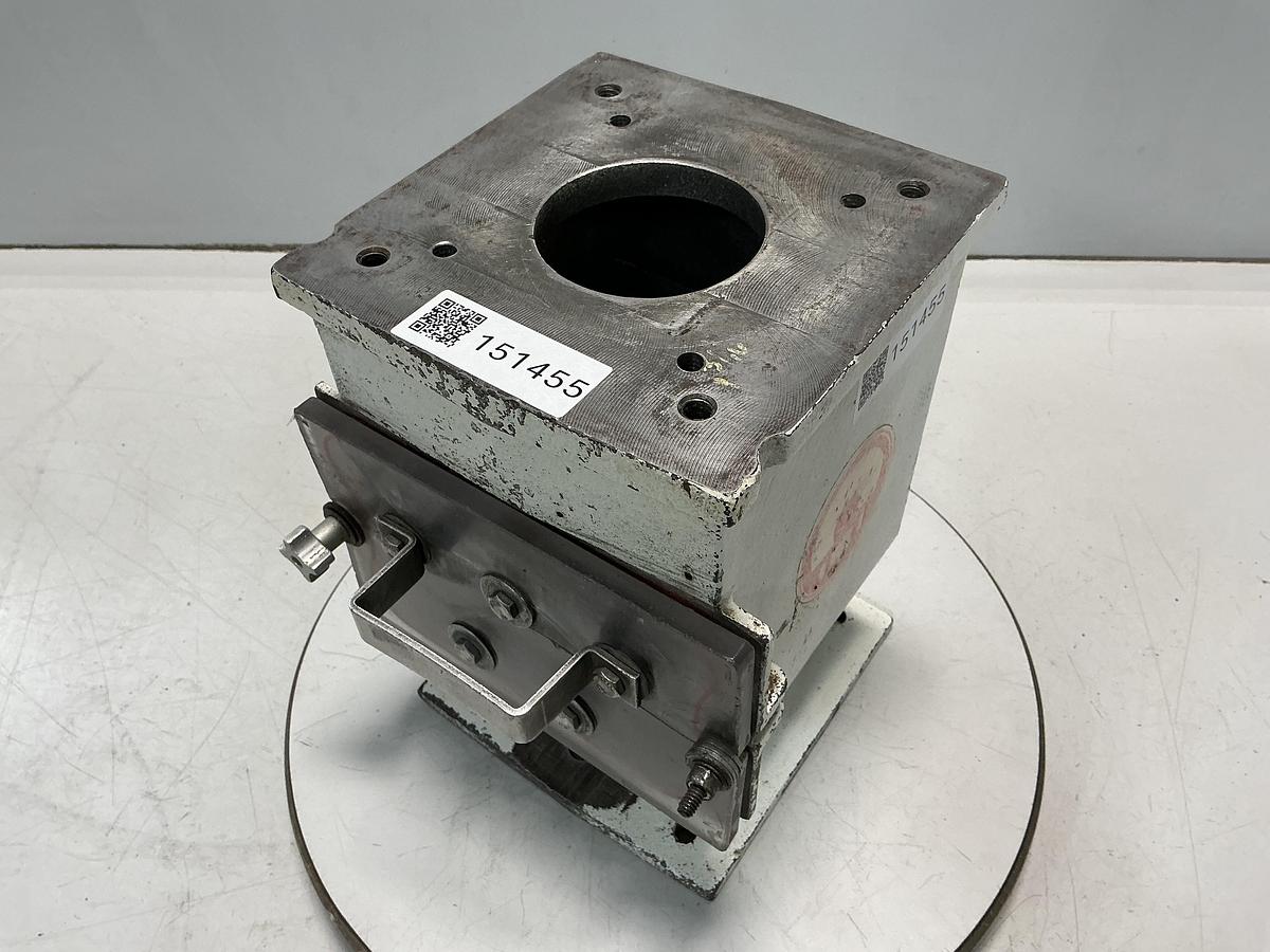 Used METAL FABRICATOR NO MODEL / NO TAG