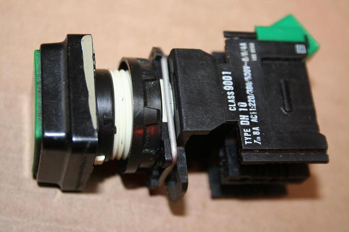 Used SQUARE D Push Button PB428 GREEN Used