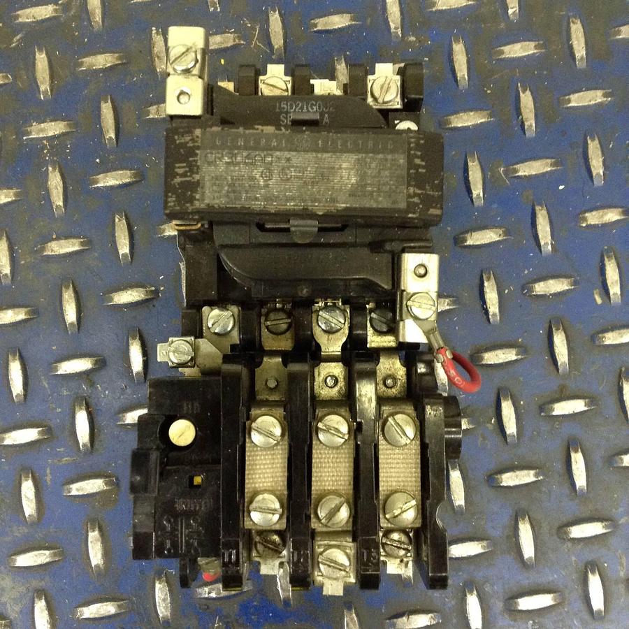 Used GENERAL ELECTRIC (G.E.) Motor Starter Size 00 CR306A0 USED
