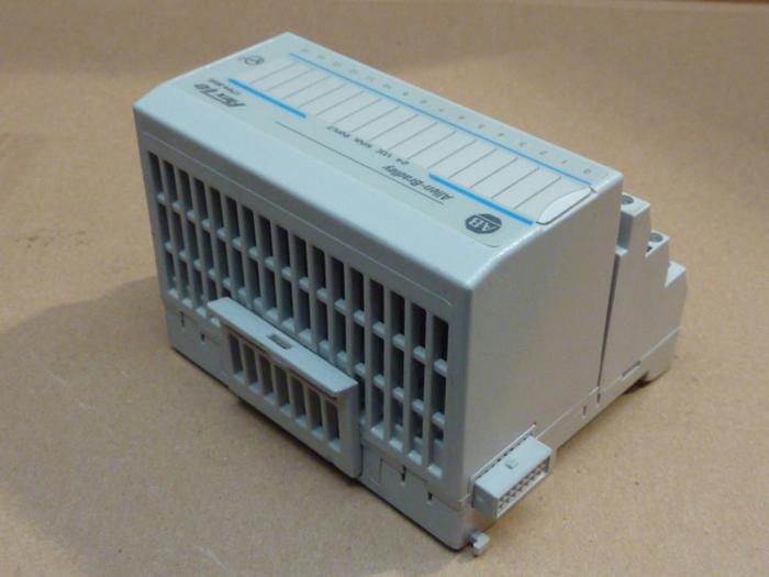 Used ALLEN BRADLEY Input Module 1794-IB16 SER A #33243