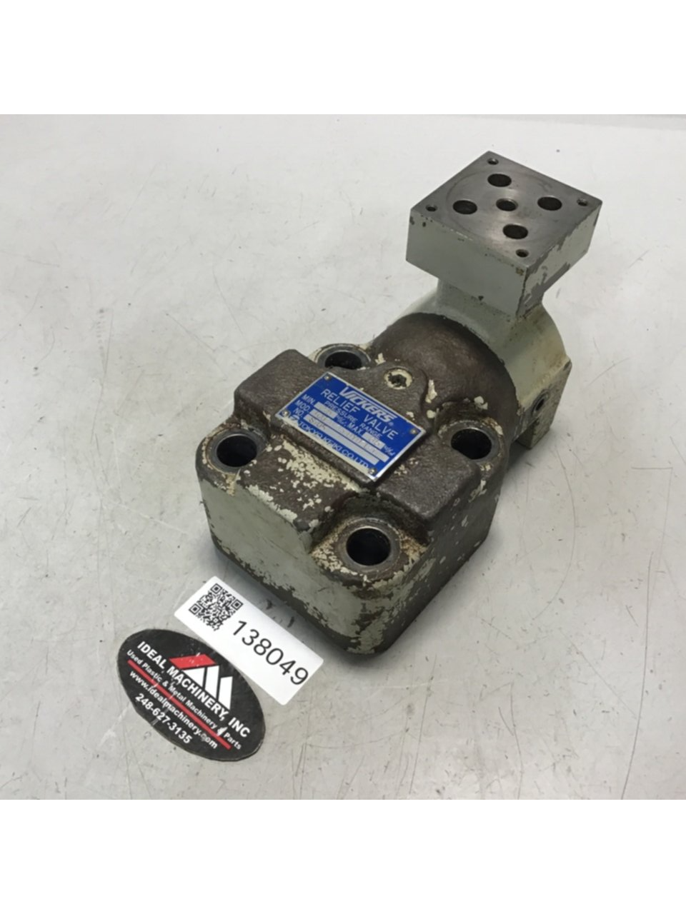 Used VICKERS Valve TCG20-06-BYD2L-11 USED