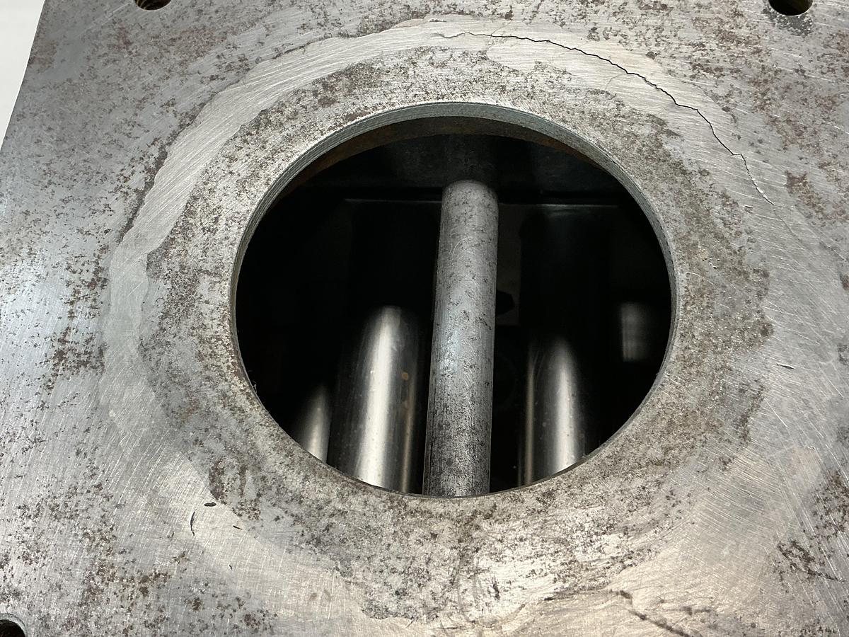 Used METAL FABRICATOR NO MODEL NUMBER / NO TAG