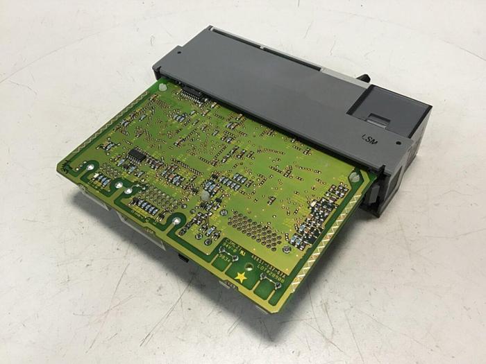 Used ALLEN BRADLEY Processor Unit 1747-L542 SER B Used