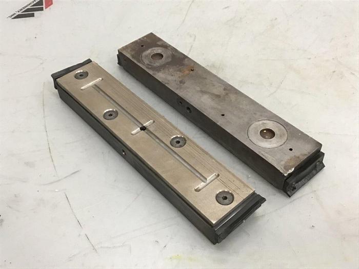 Used VAN DORN Pair of Sliding Platen Shoes 339038 PAIR USED