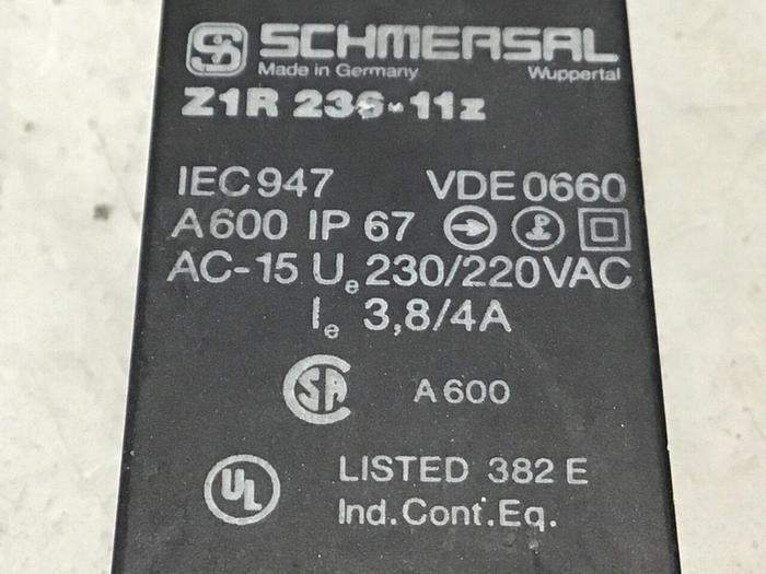 Used SCHMERSAL Limit Switch Z1R 236-11Z #122358