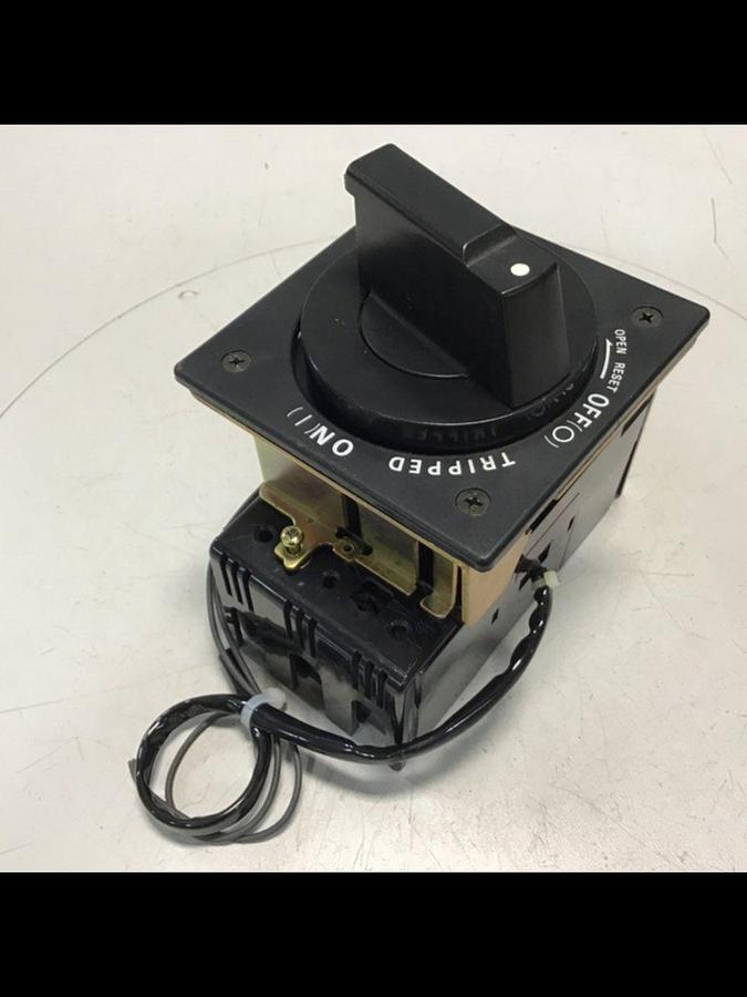 Used MITSUBISHI 40 Amp Breaker & Manual Switch NF50-CS-40 USED