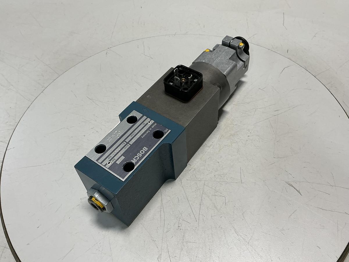 Used BOSCH 0 811 402 003