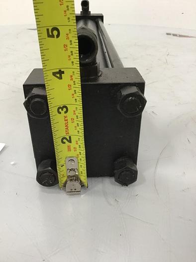 Used HYDRO LINE Injection Sled Cylinder N5B 2.5X16 #118035