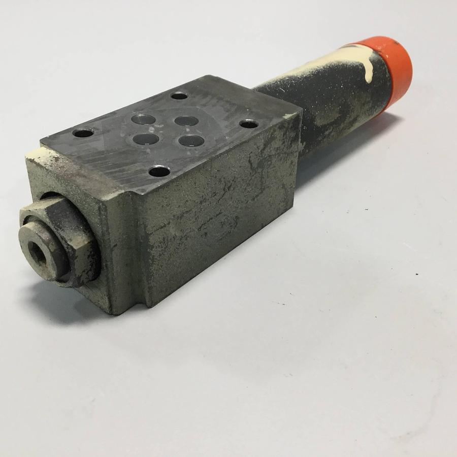 Used REXROTH Valve ZDR6DP240150YM12 Used